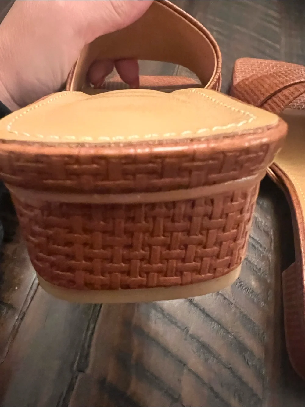 NEW Textured Woven Buckle Slide| Women’s Size 9.5 | Cognac Brown Block Heel